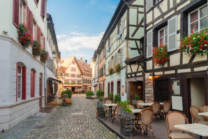 Strasbourg: Highlights App Guided Tour With Puzzles - Frequently Asked Questions