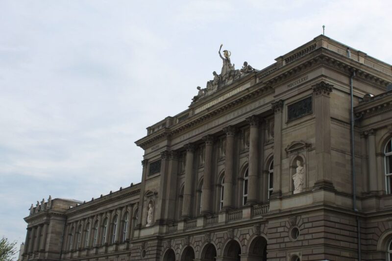 Strasbourg : Neustadt Architecture Walking Tour - Strasbourgs Troubled History