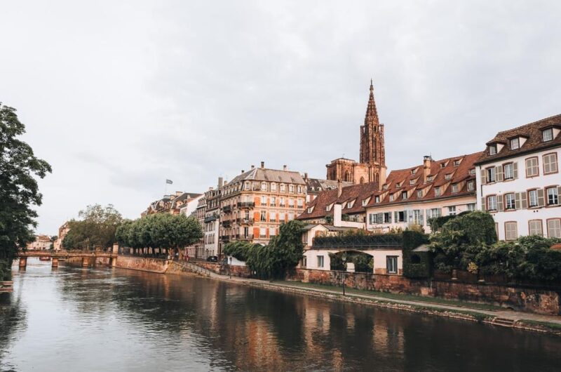 Strasbourgs Cobblestones & Cathedrals: An Audio Tour - Key Points