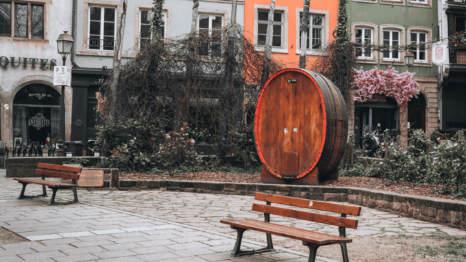 Strasbourgs Cobblestones & Cathedrals: An Audio Tour - Exploring La Petite France