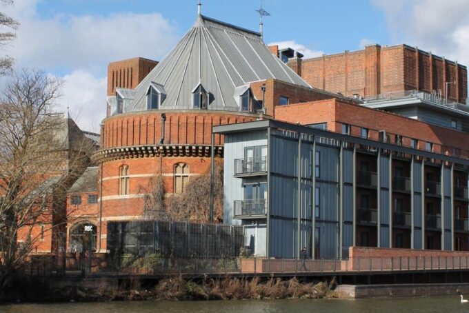 Stratford : Quirky Self-Guided Smartphone Heritage Walks - Experience for All Ages