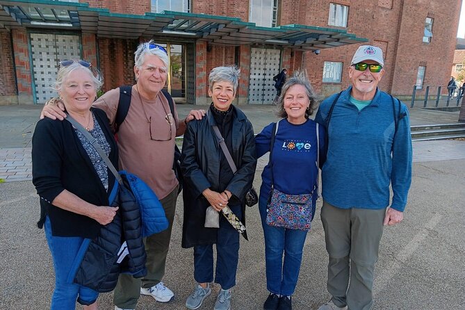 Stratford Upon Avon: Daily Town Walking Tour (10:30am & 2pm) - Tour Schedule and Location