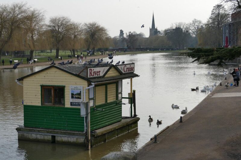 Stratford-Upon-Avon: The Famous Walk Talk Show - Tour Booking and Cancellation Policy