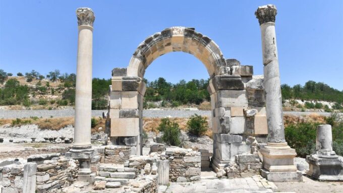 Stratonekeai & Lagina Tour - Relics and Ruins