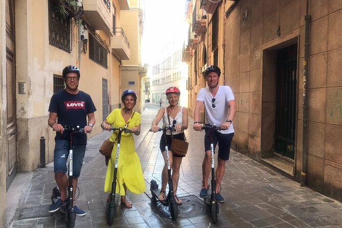 STREET ART | Group Guided Tour on City Bike - Inclusions