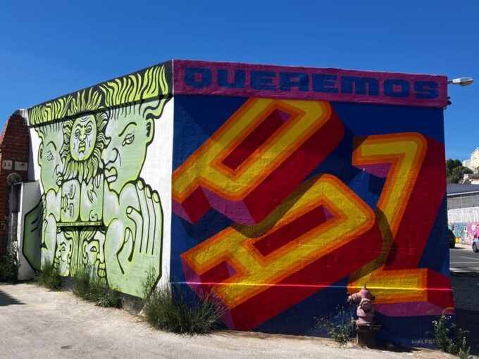 Street Art Lisbon: Tuk Tuk Tour - Tour Languages and Duration