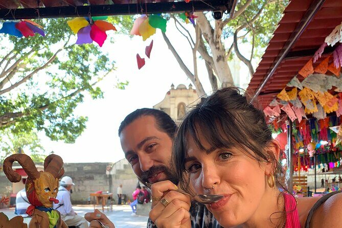 Street Food and 3 Markets Tour, Meat or Veggie Options - Key Points
