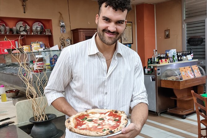 Street Food in Naples With a Local - Meeting and End Point