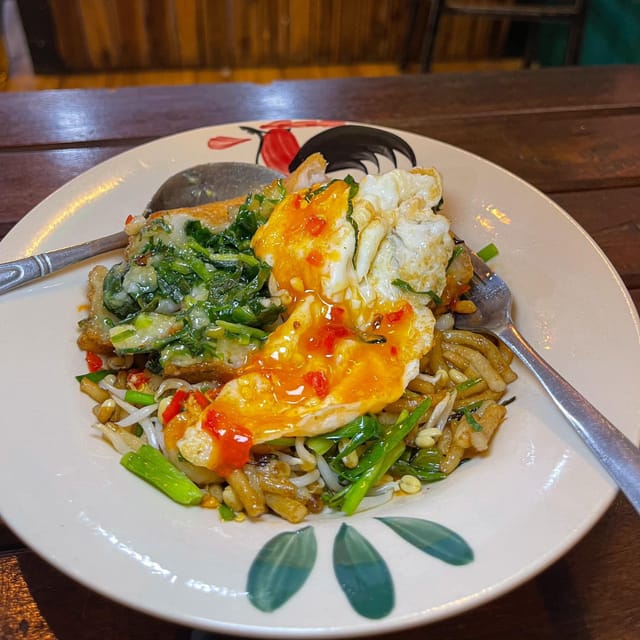 Street Food Tour and Phare Circus With Tuk-Tuk Transfers - Inclusions and Exclusions