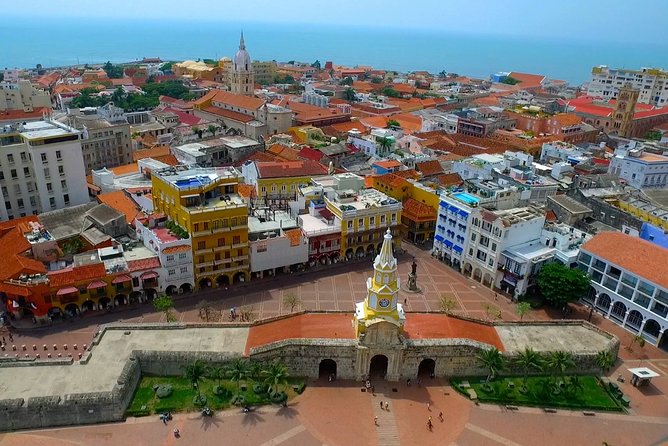 Street Food Tour in Cartagena Walled City and Getsemani - Walking Tour Experience