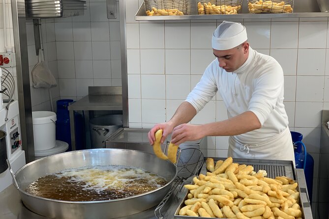 Street Food Tour of Catania by Night - Meeting Point and Pickup