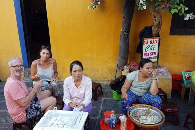Street Food Walking Tour in Hoi an With 5 Local Tastings - Highlights