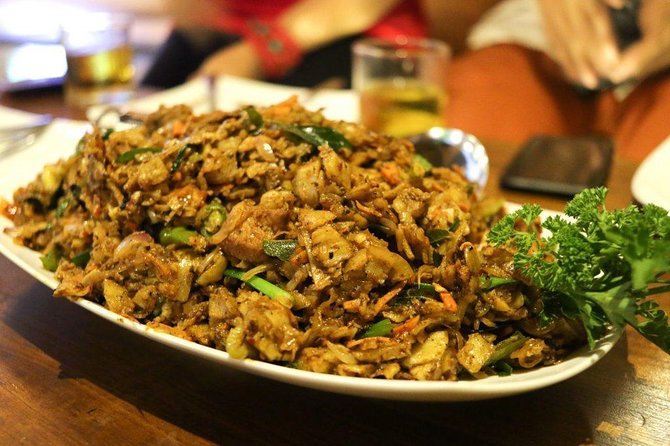 STREET FOOD With COLOMBO TUK TUK CITY TOUR ( All Inclusive ) - Good To Know