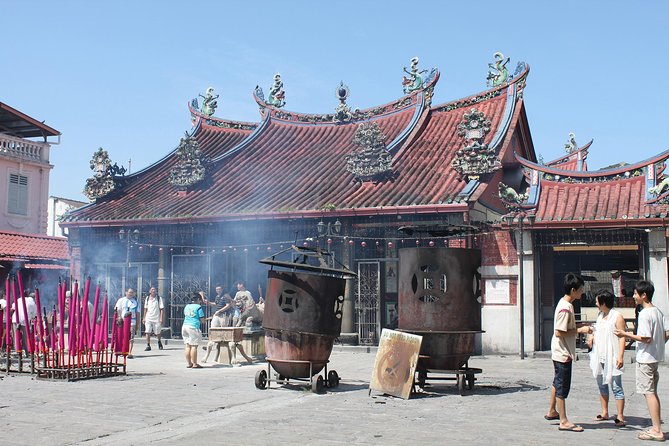 Street of Harmony Walking Tour - Itinerary Highlights