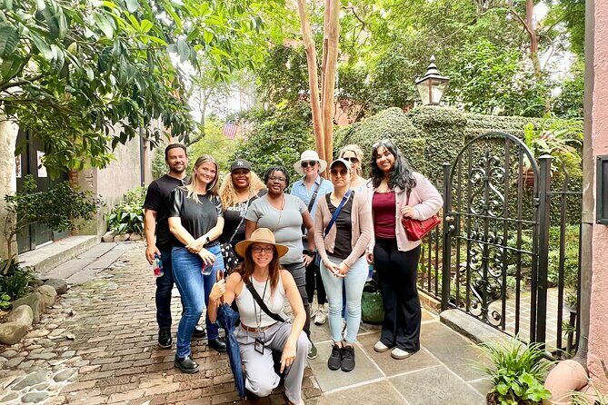 Streets and Eats Charleston Walking and Tasting Tour - Who Should Consider This Tour?