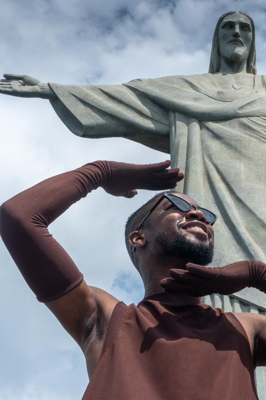 Strike a Pose: the Rio Photo Tour! - Key Points