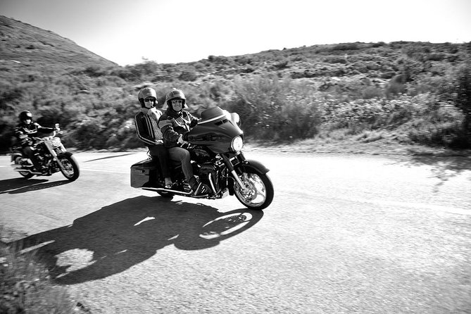Stroll on a Harley Davidson, Full Day Passenger Duet With Your Guide - Preparing for the Tour
