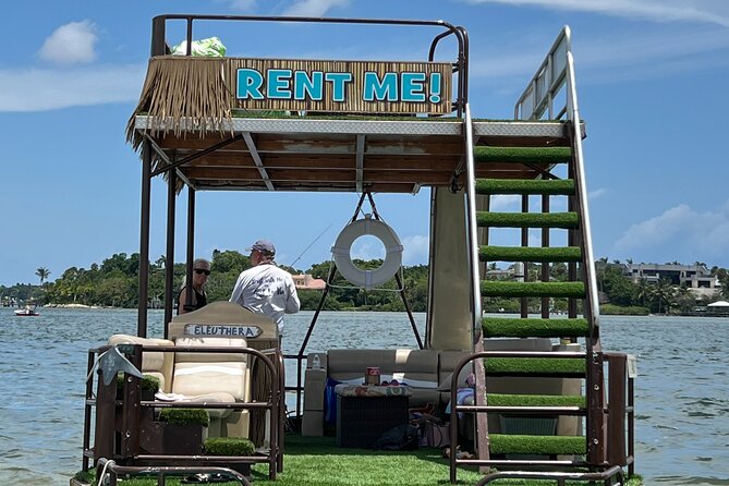 Stuart Private Tiki Boat Tour With Manatee and Dolphin Watching - Vessel Features