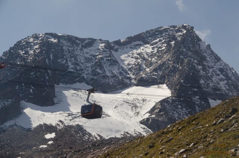 Stubaier Glacier: Experience It up Close - Basic Training - Equipment and Rescue Techniques