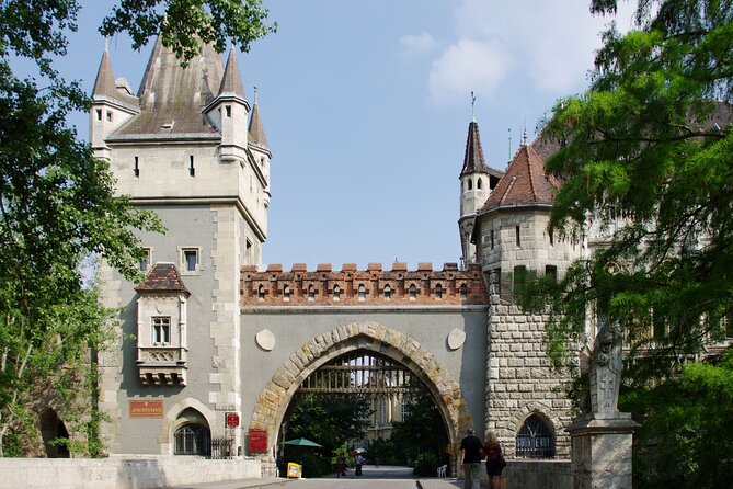Student Group Tour - Frequently Asked Questions