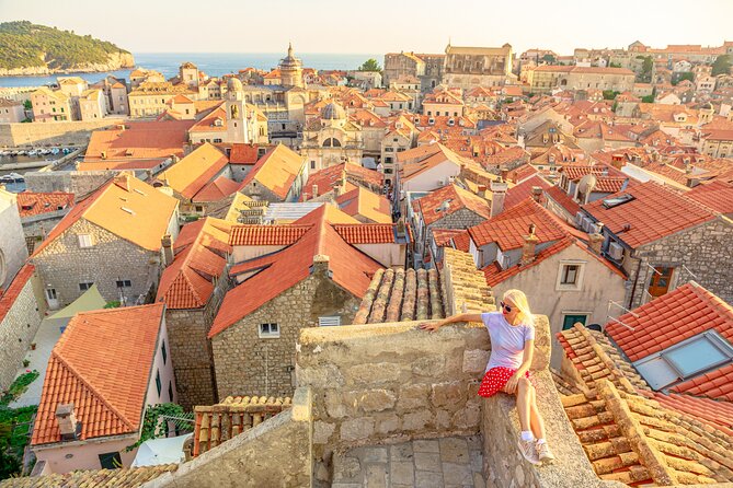 Stunning Dubrovnik - Family Walking Tour - Exploring the Aquarium Museum