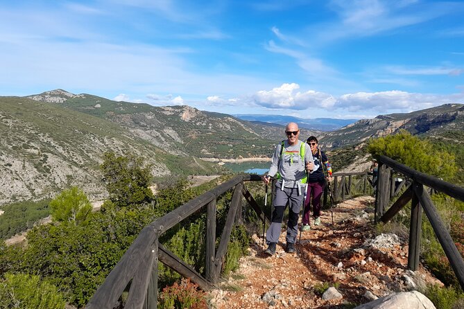 Stunning Hike Around Buseo Reservoir - Terrain and Physical Fitness