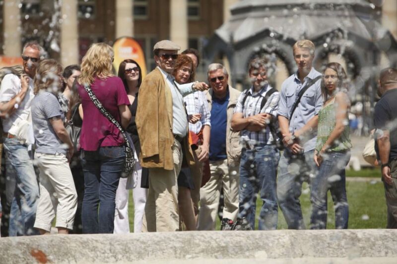 Stuttgart: City Highlights Walking Tour - Language Options