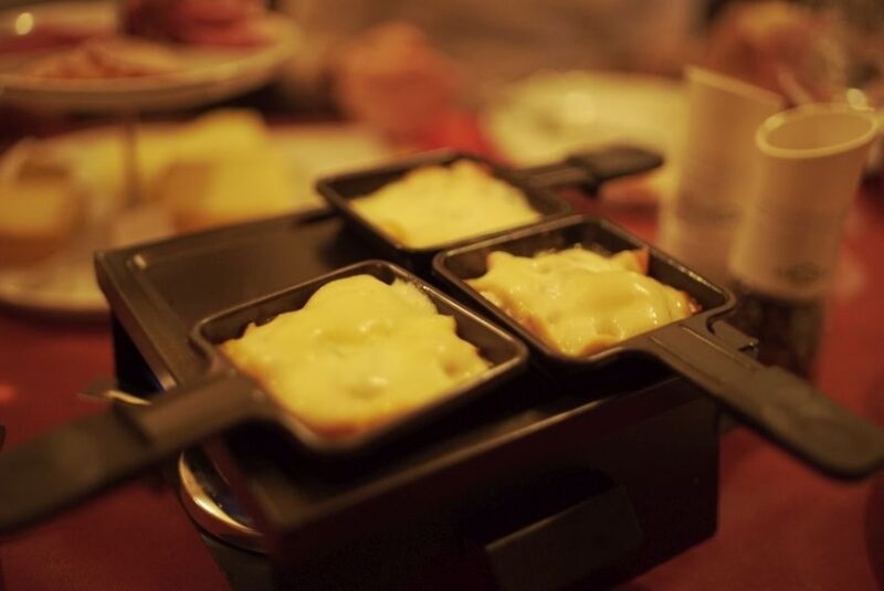Stuttgart: Evening of Raclette and Wine - Mulled Wine Reception