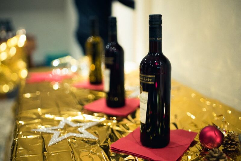 Stuttgart: Evening of Raclette and Wine - Gourmet Mineral Water