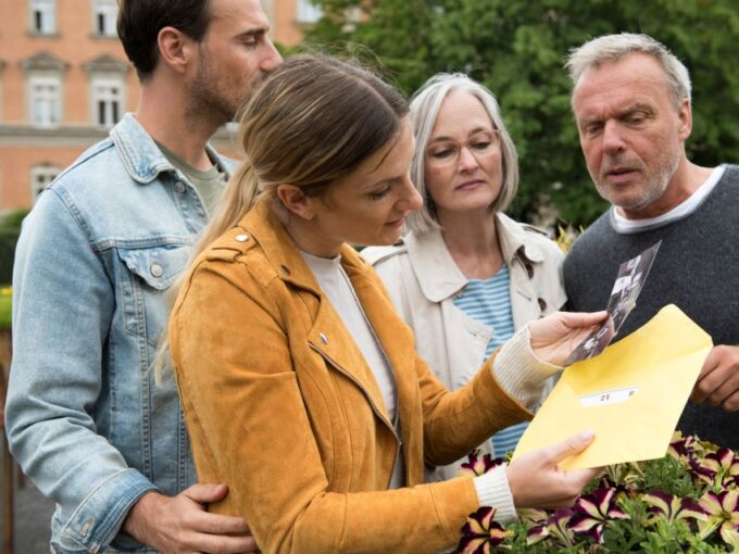 Stuttgart: Karlshöhe Crime Mystery Tour - Solving the Mystery