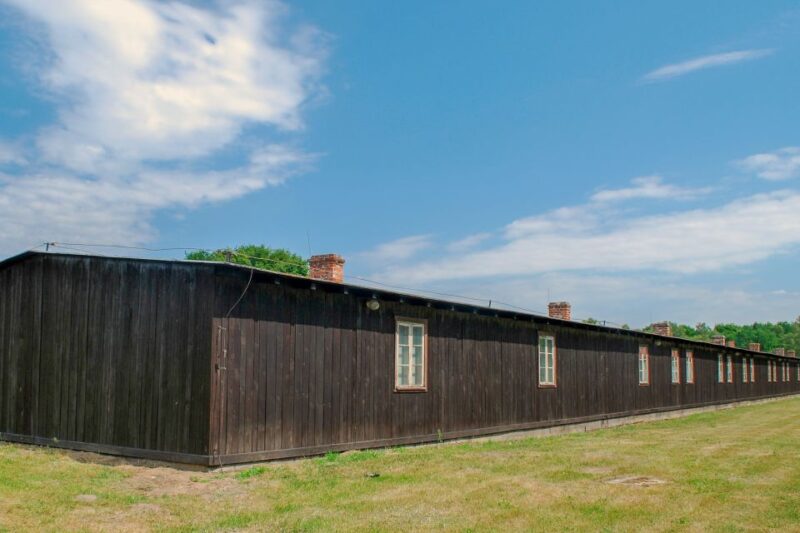 Stutthof Concentration Camp:Guided Tour With Transportation - Transportation Included
