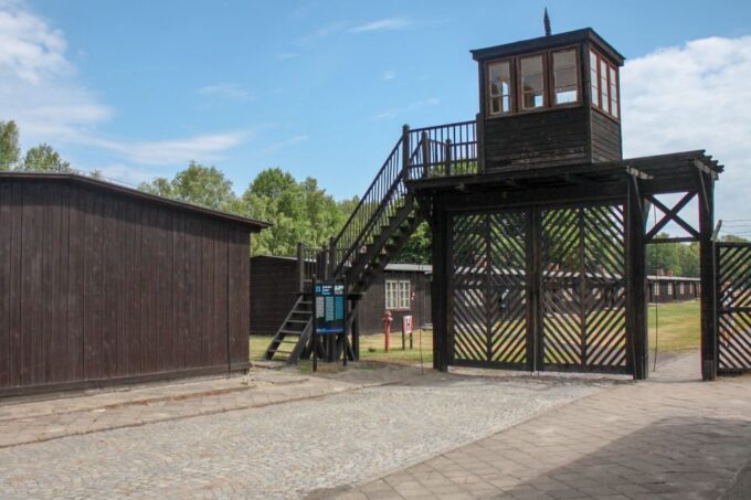 Stutthof Concentration Camp:Guided Tour With Transportation - Languages Available