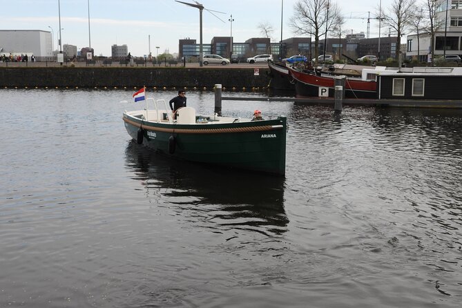 Stylish Canal Cruise With Local Skipper Incl a Wine, Beer or Soda - Booking and Pricing Details