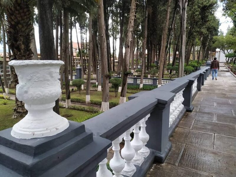 Sucre: A Day Spent Exploring the Historic Area of the City - Recommended Attire and Etiquette