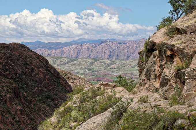 Sucre: Maragua Crater Hike & Dinosaur Footprints 1 Day Tour - Suitability