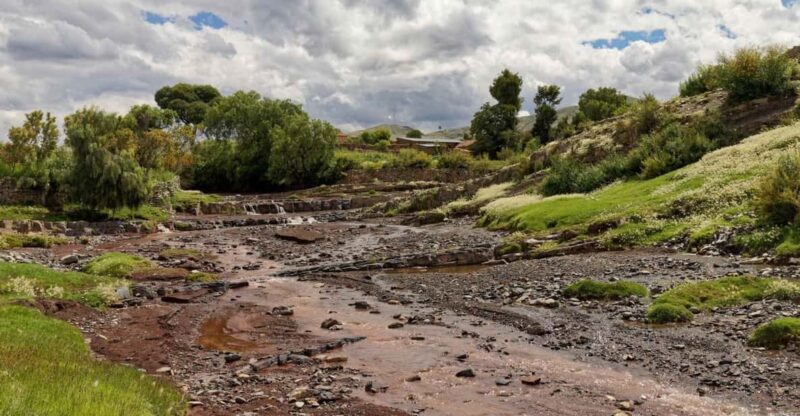 Sucre:1day Excursion to Thmaragua Crater-Dinosaur Footprints - Key Points