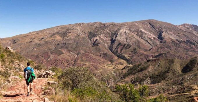 Sucre:1day Excursion to Thmaragua Crater-Dinosaur Footprints - Local Culture and Traditions