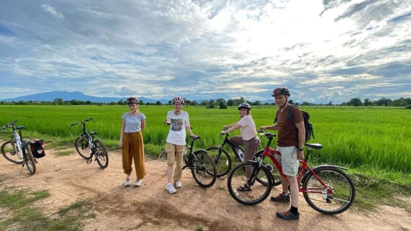 Sukhothai: 2.5-Hours Guided Countryside Sunset Bike Tour - Cycling Route and Stops