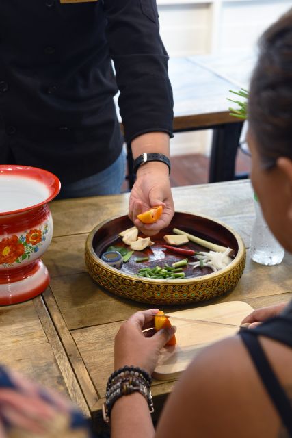 Sukhumvit: Hands-on Thai Cooking Class & Market Tour in BKK - Afternoon/Evening Class Structure and Content
