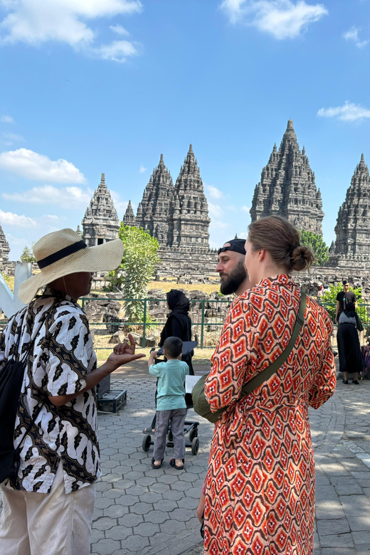 Sultan Palace, Taman Sari Water Castle, Prambanan Temple - Key Points
