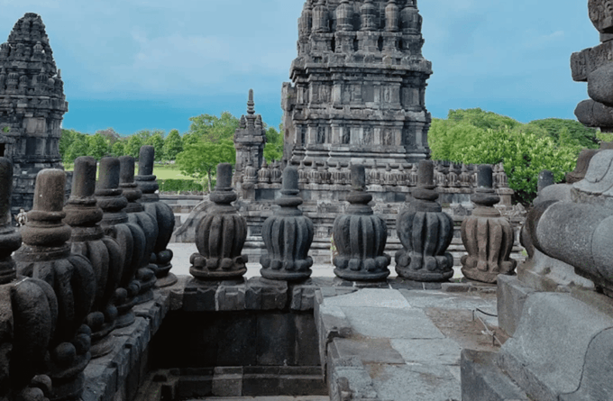 Sultan Palace, Taman Sari Water Castle, Prambanan Temple - Yogyakarta Palace