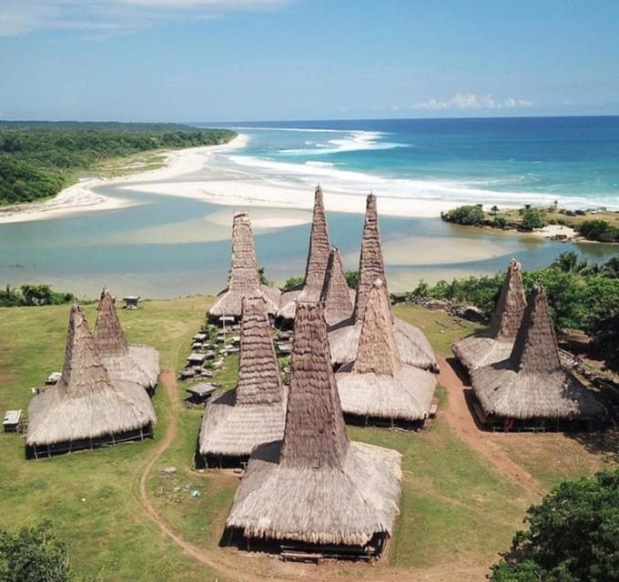 Sumba : Ratenggaro Village, Waikuri & Mandorak Beach Tour - Participant Guidelines