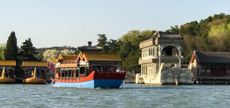 Summer Palace Walking Tour - Unique Elements