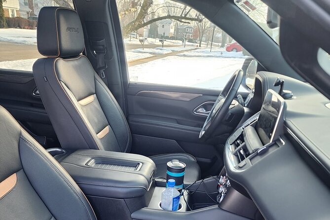 Summit Ski Resort to Seattle Field BFI Departure Private Transfer - Booking Information