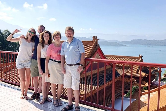 Sun Moon Lake 1-Day Leisure Tour From Taipei - Group Size and Inclusions