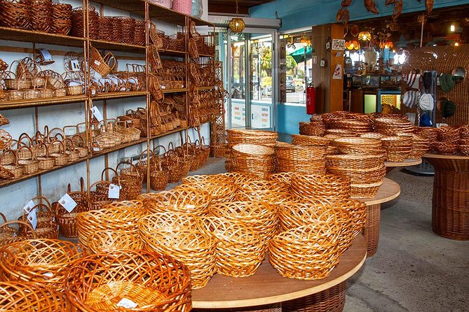 Sunday Market and Gardens Tour - Traveler Reviews and Feedback