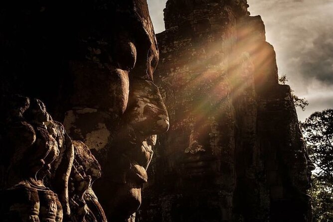 Sunrise Angkor Wat Half Day Join-In Tour (By Luxury Minivan) - Visiting Ta Prohm