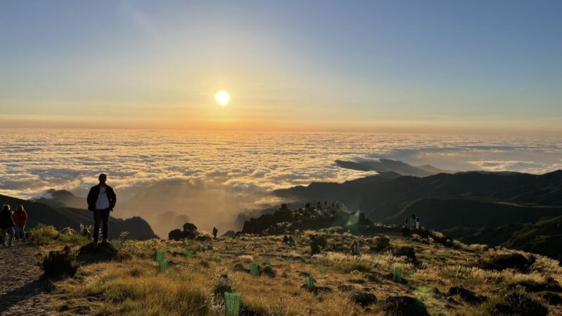 Sunrise at Pico Do Arieiro - Scenic Viewpoints