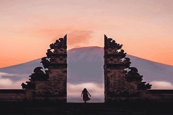 Sunrise At The Gate Of Heaven Lempuyang Bali - Capturing the Sunrise Spectacle