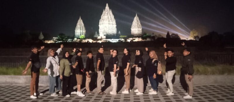 SUNRISE AT VIEWPOINT, BOROBUDUR & PRAMBANAN - Key Points